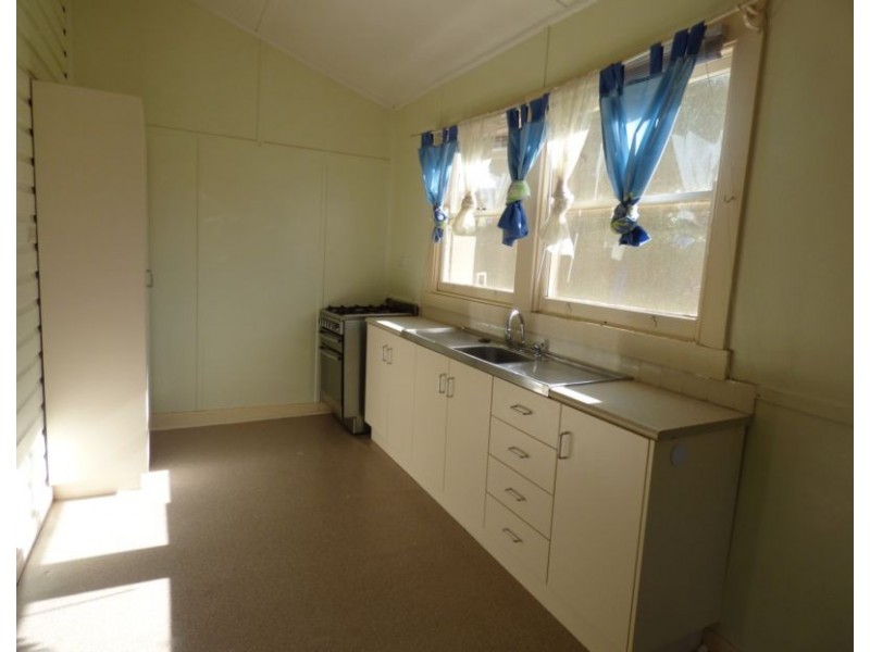 3/15 South Avenue, Yenda NSW 2681