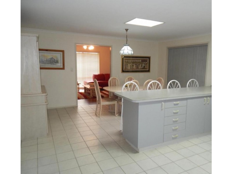 5 Halford Place, Griffith NSW 2680