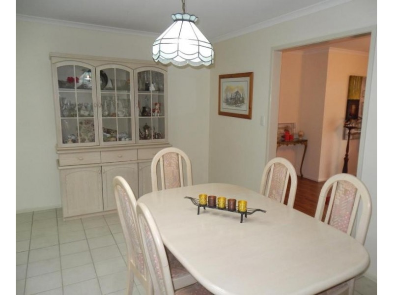 5 Halford Place, Griffith NSW 2680