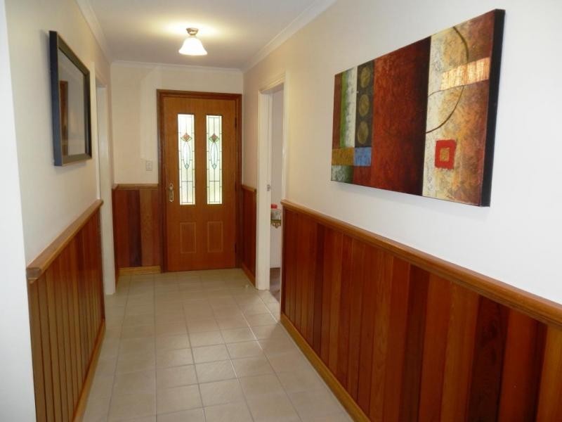 5 Halford Place, Griffith NSW 2680