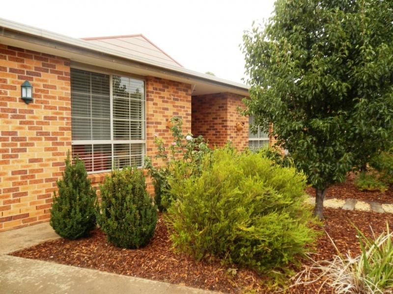 5 Halford Place, Griffith NSW 2680