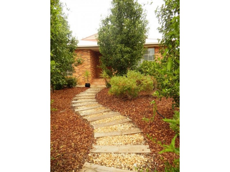 5 Halford Place, Griffith NSW 2680