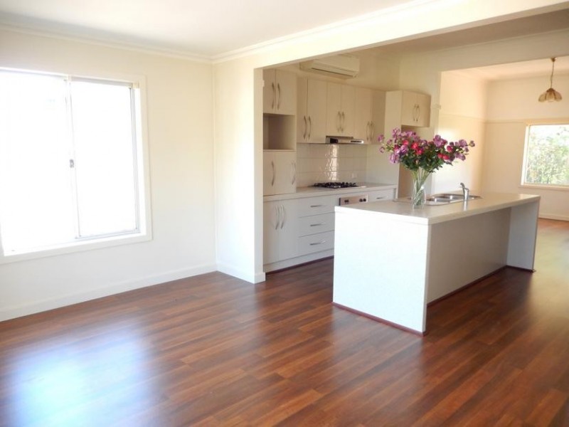 5 Gorton Street, Yoogali NSW 2680