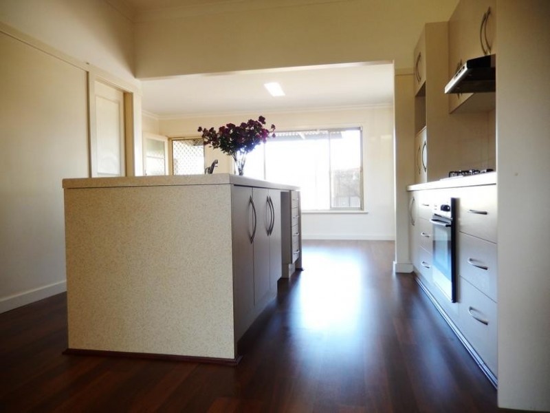 5 Gorton Street, Yoogali NSW 2680