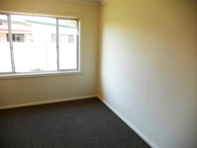 5 Gorton Street, Yoogali NSW 2680