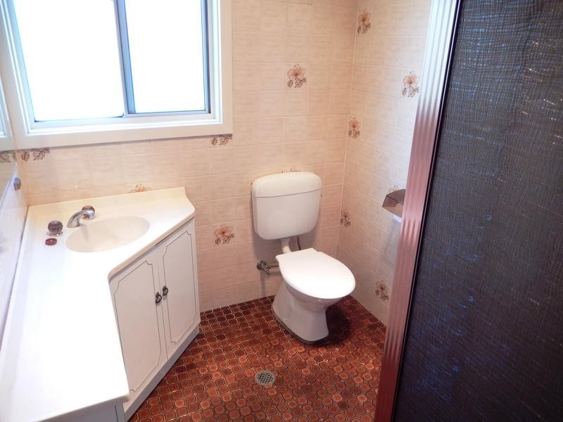 5 Gorton Street, Yoogali NSW 2680