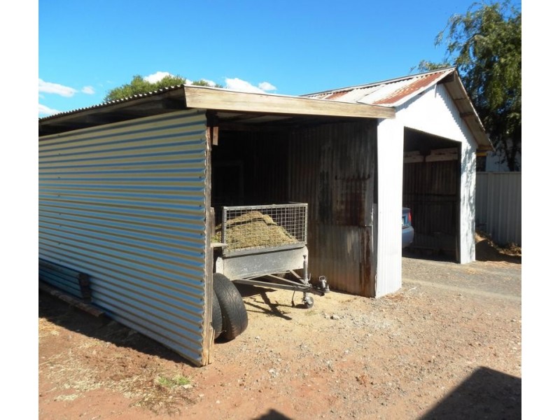 5 Gorton Street, Yoogali NSW 2680