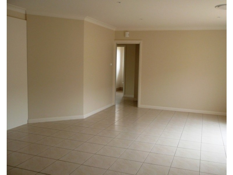 38B Northgrove Drive, Griffith NSW 2680