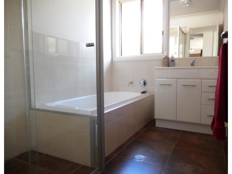 93 Citrus Road, Griffith NSW 2680