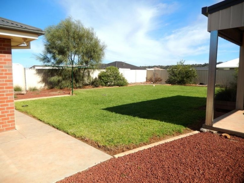 93 Citrus Road, Griffith NSW 2680