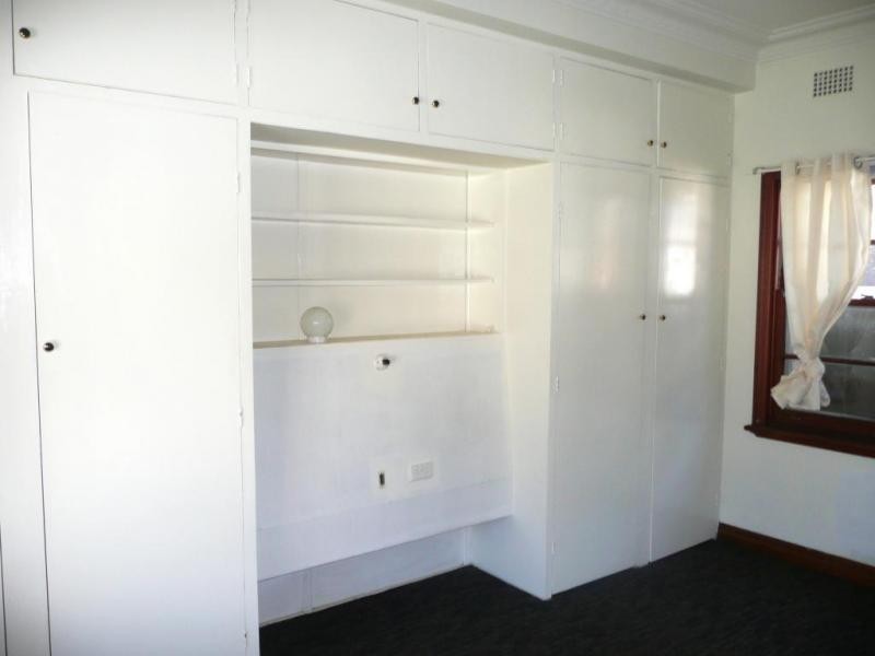 1 & 2/37 Kookora Street, Griffith NSW 2680
