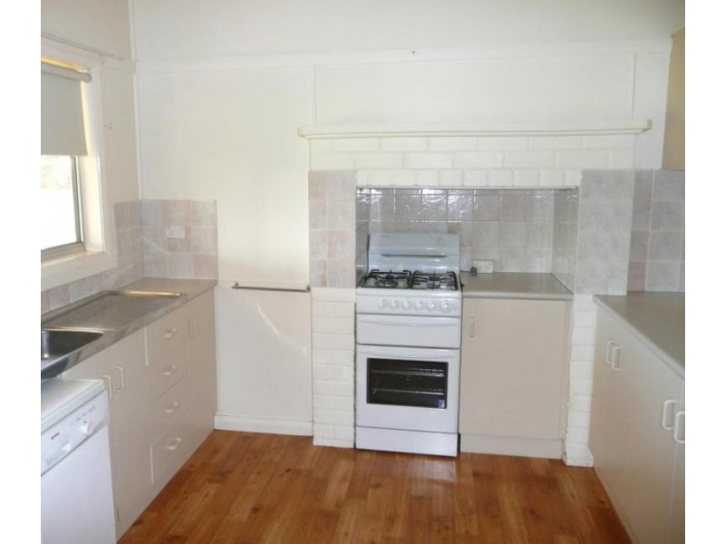 5 Bent Street, Griffith NSW 2680