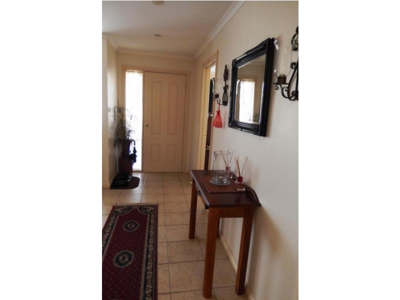 39 Foreshaw Avenue, Griffith NSW 2680