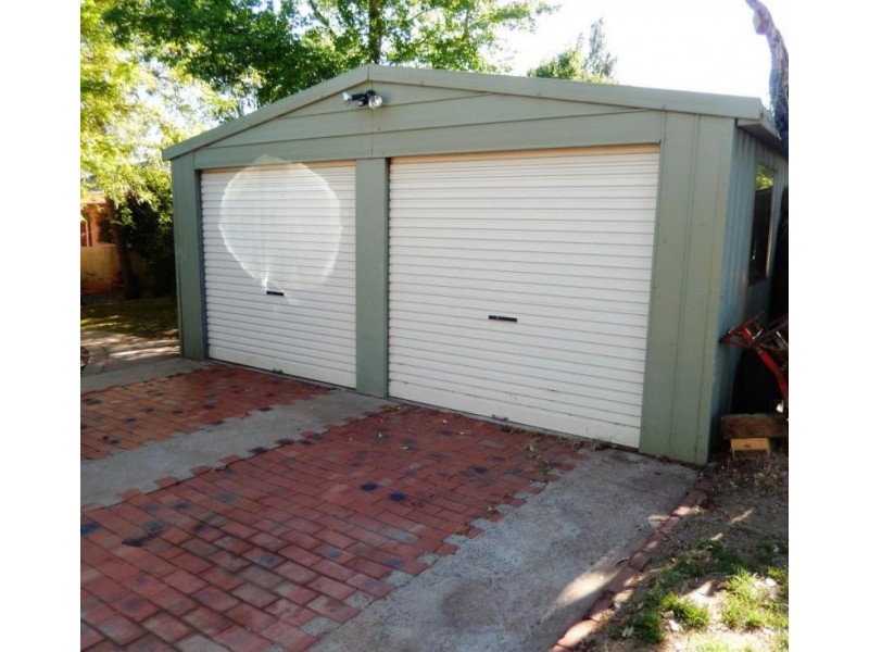 5 Carrathool Street, Griffith NSW 2680