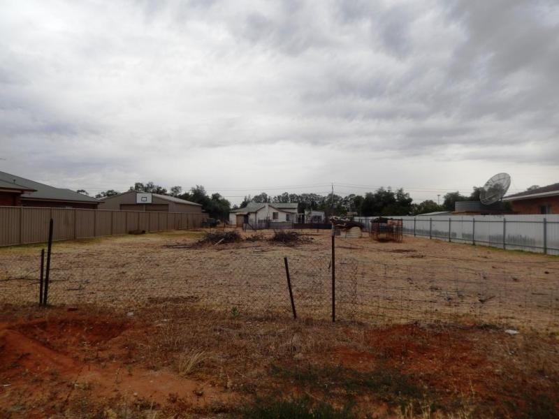 80 Merrigal Street, Griffith NSW 2680
