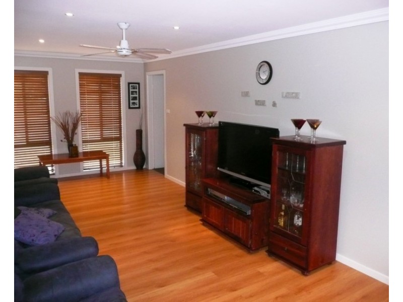 18 Lowde Street, Nericon NSW 2680