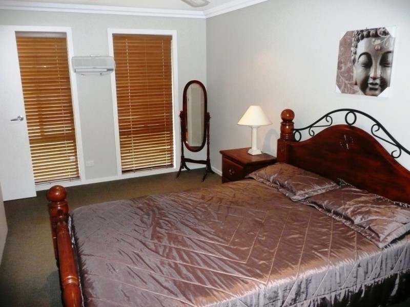 18 Lowde Street, Nericon NSW 2680