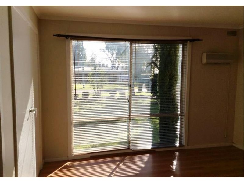 18 Lowde Street, Nericon NSW 2680