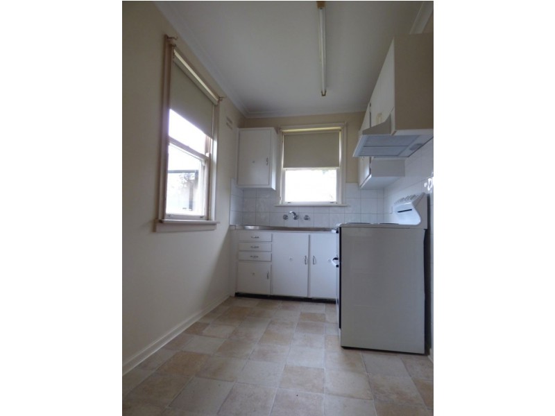 8A Kooringal Avenue, Griffith NSW 2680