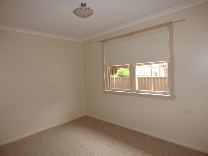 8A Kooringal Avenue, Griffith NSW 2680