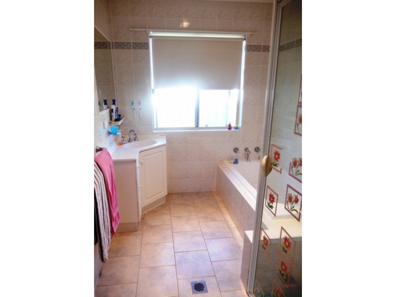 4/156-158 Merrigal Street, Griffith NSW 2680