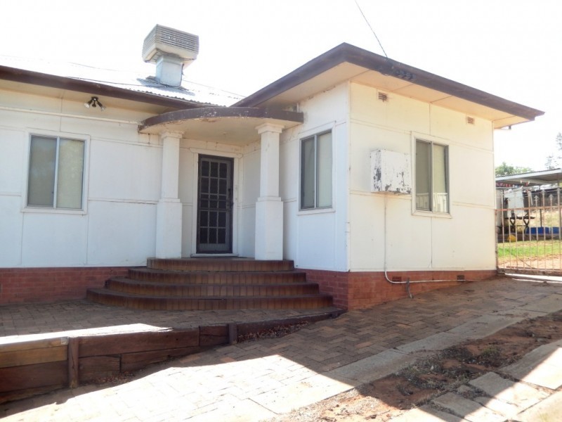 1 Noorilla Street, Griffith NSW 2680