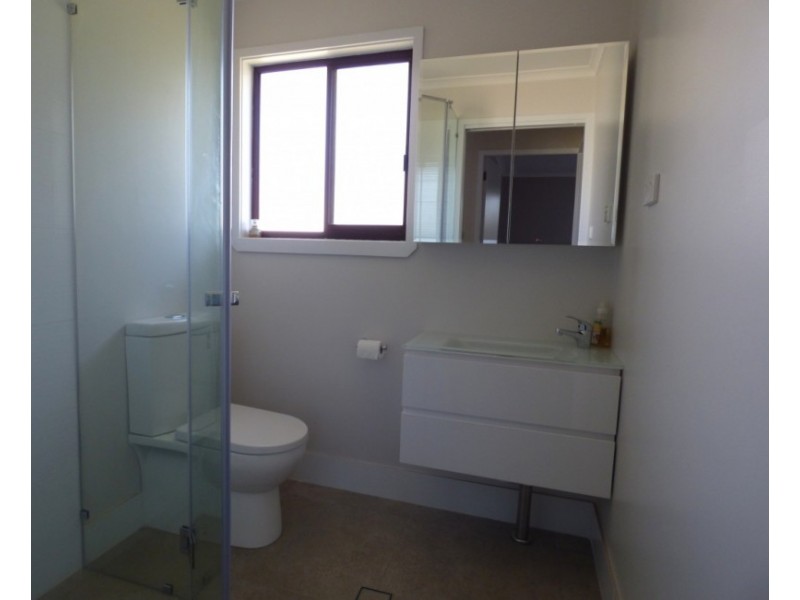 4 Johnson Place, Griffith NSW 2680