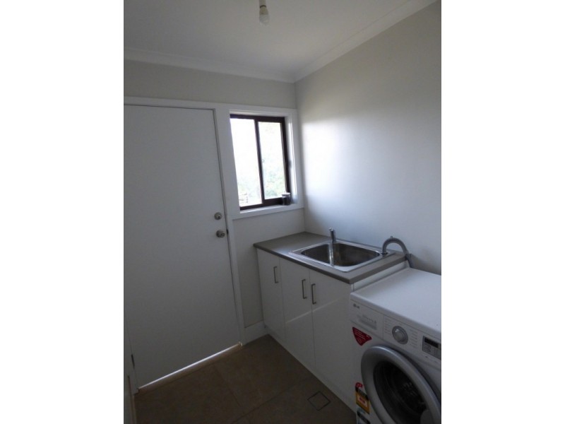 4 Johnson Place, Griffith NSW 2680