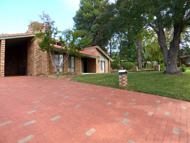 18 Graham Street, Griffith NSW 2680