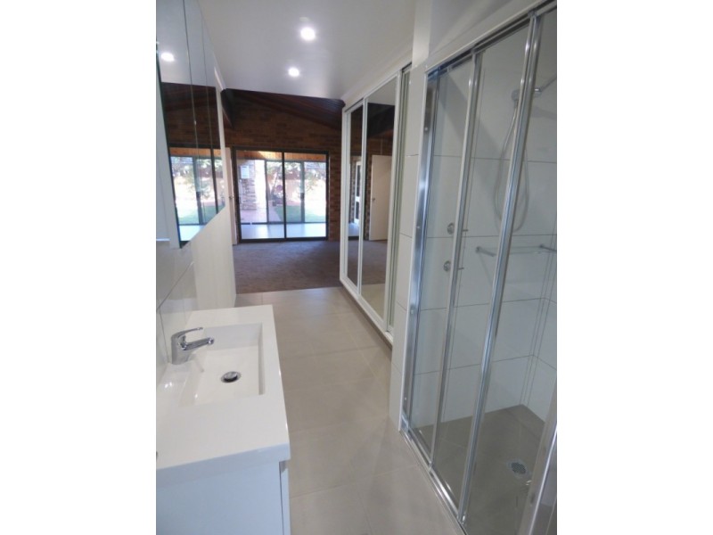 18 Graham Street, Griffith NSW 2680