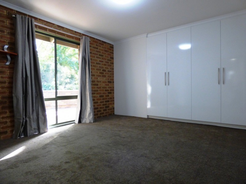 18 Graham Street, Griffith NSW 2680