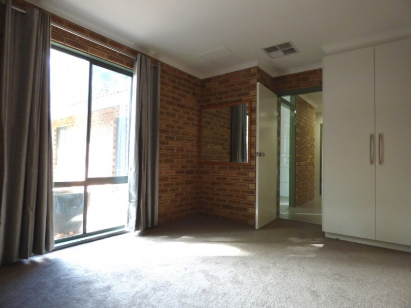 18 Graham Street, Griffith NSW 2680