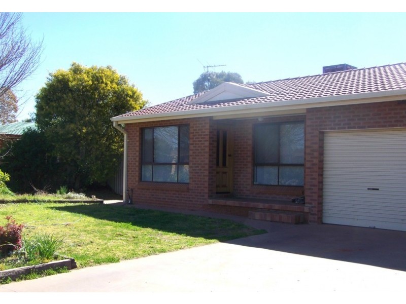 10A Garfitt Place, Griffith NSW 2680