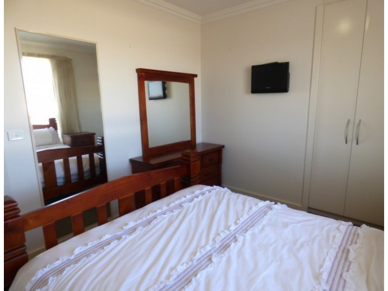 24 Brooks Street, Griffith NSW 2680