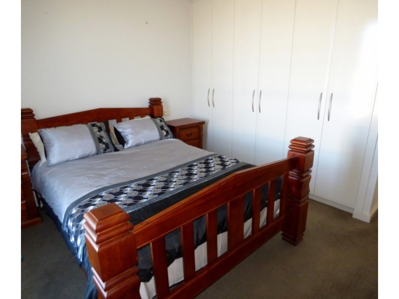 24 Brooks Street, Griffith NSW 2680