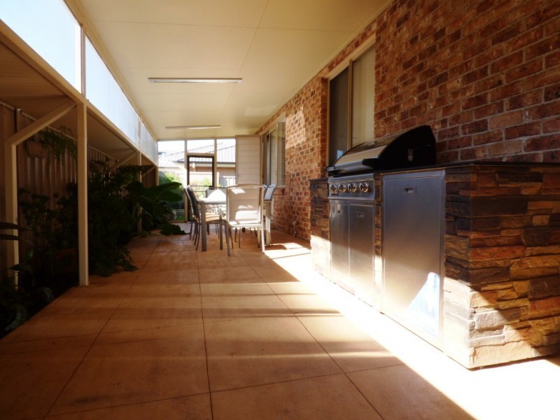 24 Brooks Street, Griffith NSW 2680