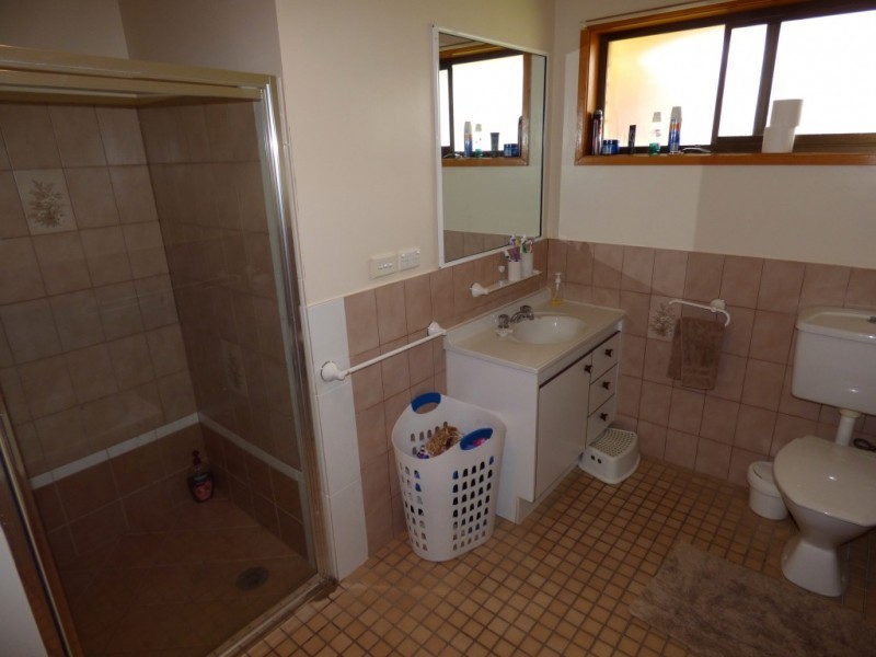 53 Holmes Crescent, Griffith NSW 2680