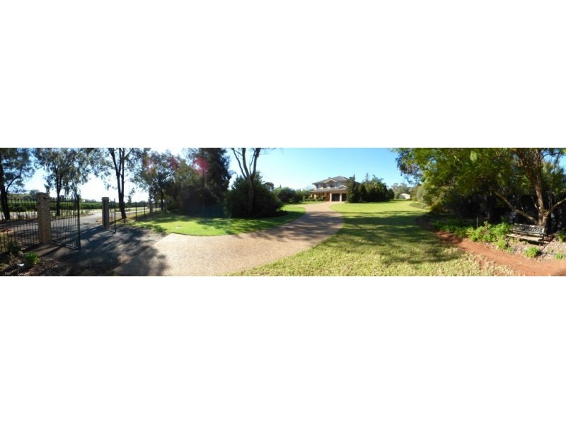 76 Lakes Road, Griffith NSW 2680