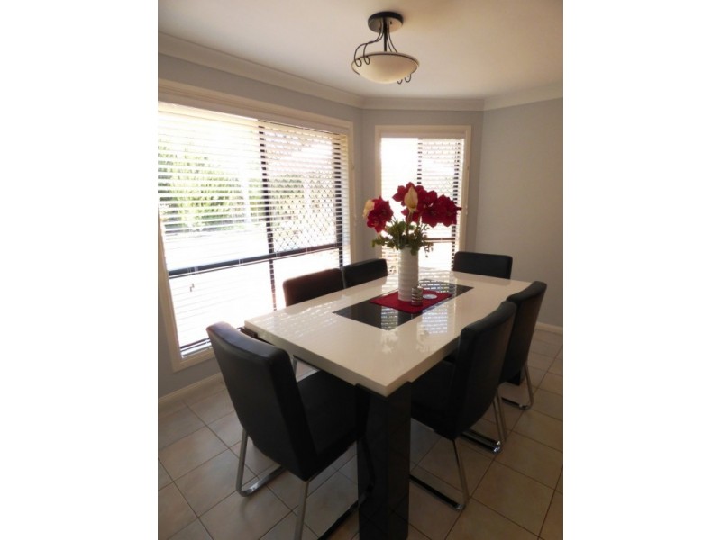 76 Lakes Road, Griffith NSW 2680