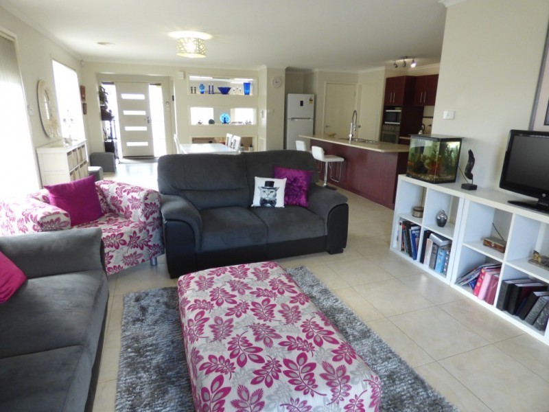 52 Calabria Road, Griffith NSW 2680