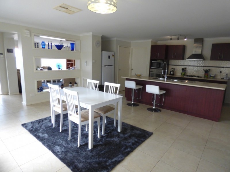 52 Calabria Road, Griffith NSW 2680