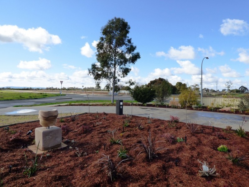 52 Calabria Road, Griffith NSW 2680