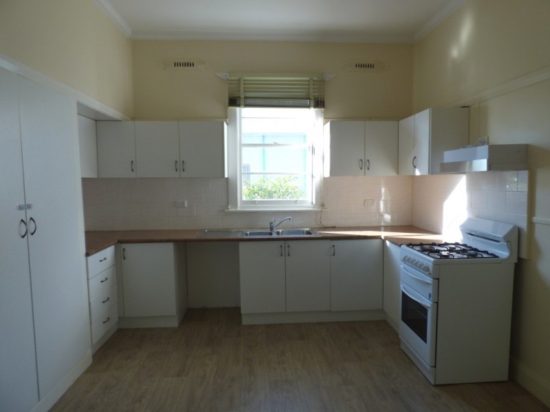 22 Carrathool Street, Griffith NSW 2680