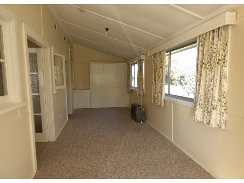 22 Carrathool Street, Griffith NSW 2680