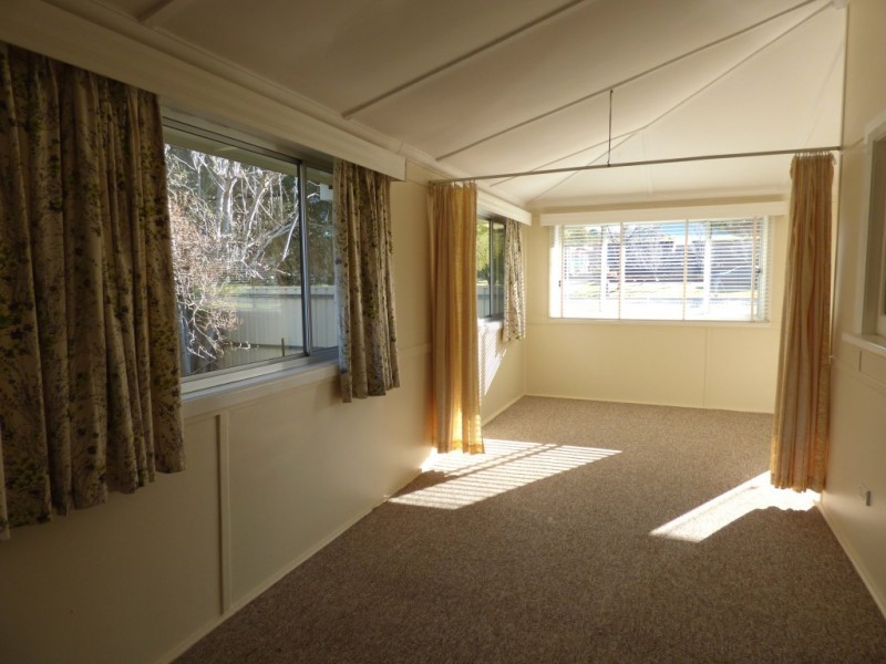 22 Carrathool Street, Griffith NSW 2680