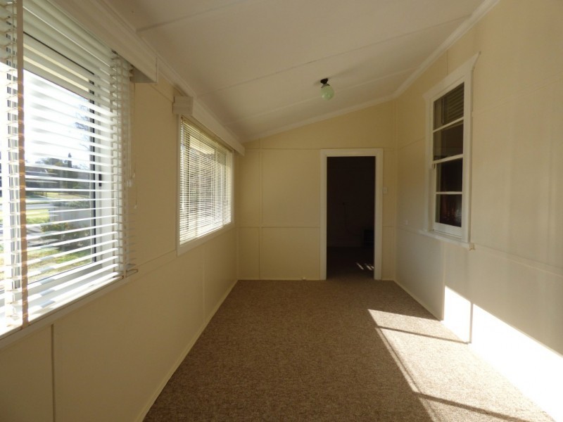 22 Carrathool Street, Griffith NSW 2680