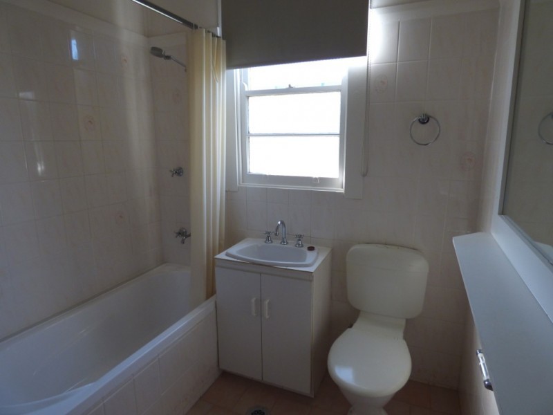 22 Carrathool Street, Griffith NSW 2680