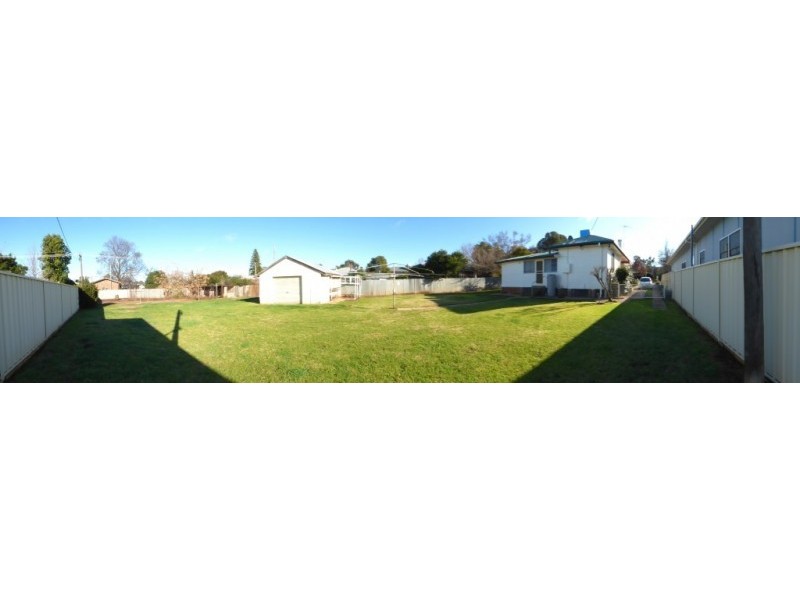 22 Carrathool Street, Griffith NSW 2680