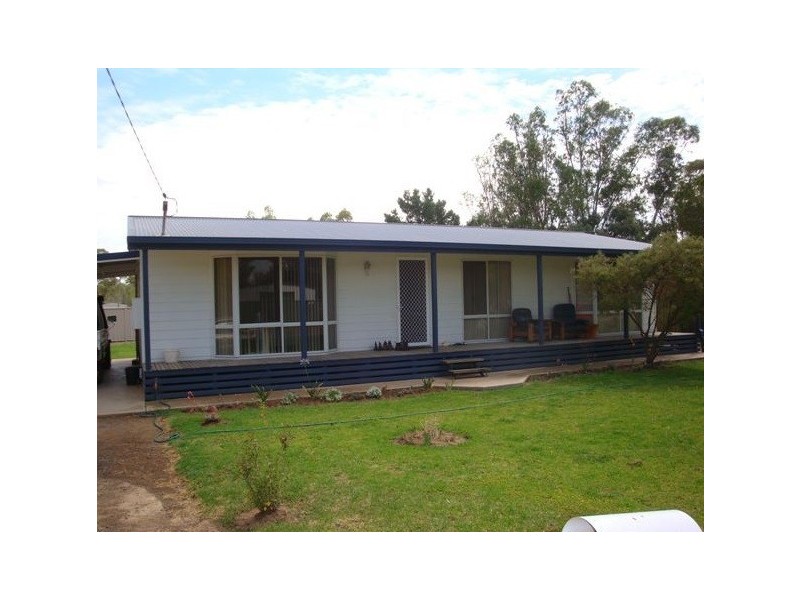 9 Beaumont Lane, Darlington Point NSW 2706