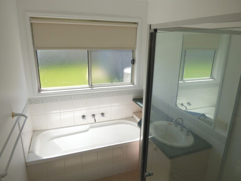 9 Beaumont Lane, Darlington Point NSW 2706